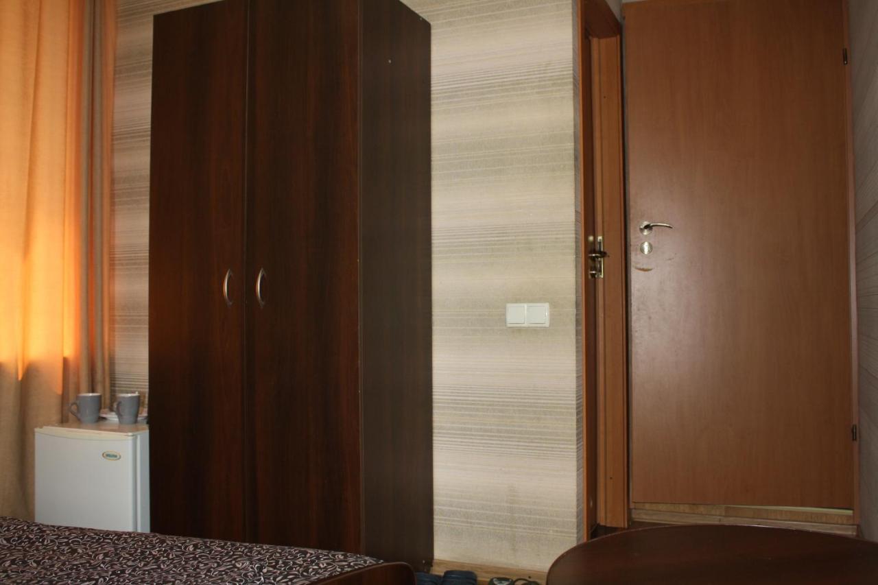 Комната Гостиничного Типа, Алчевских 24 Kharkiv Eksteriør bilde
