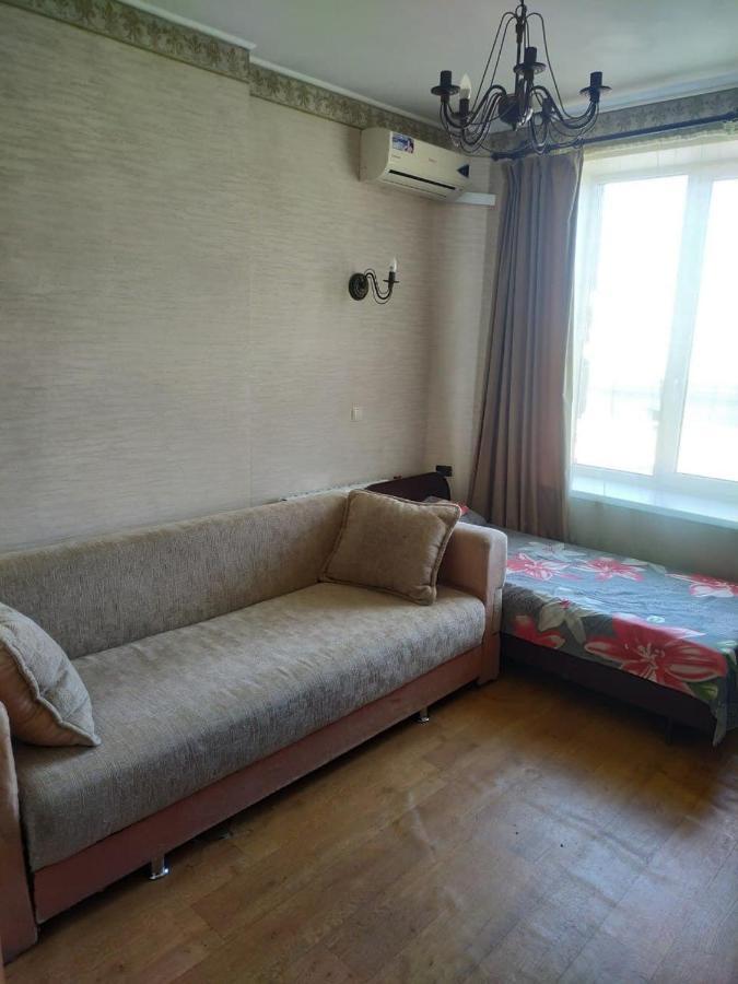 Комната Гостиничного Типа, Алчевских 24 Kharkiv Eksteriør bilde